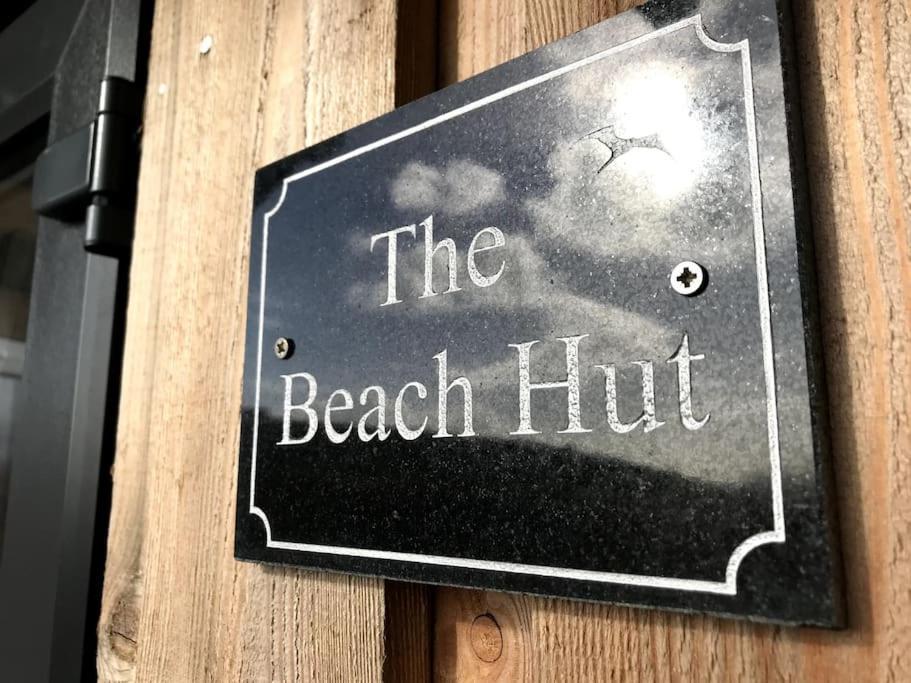 Отель The Beach Hut Orbost Экстерьер фото